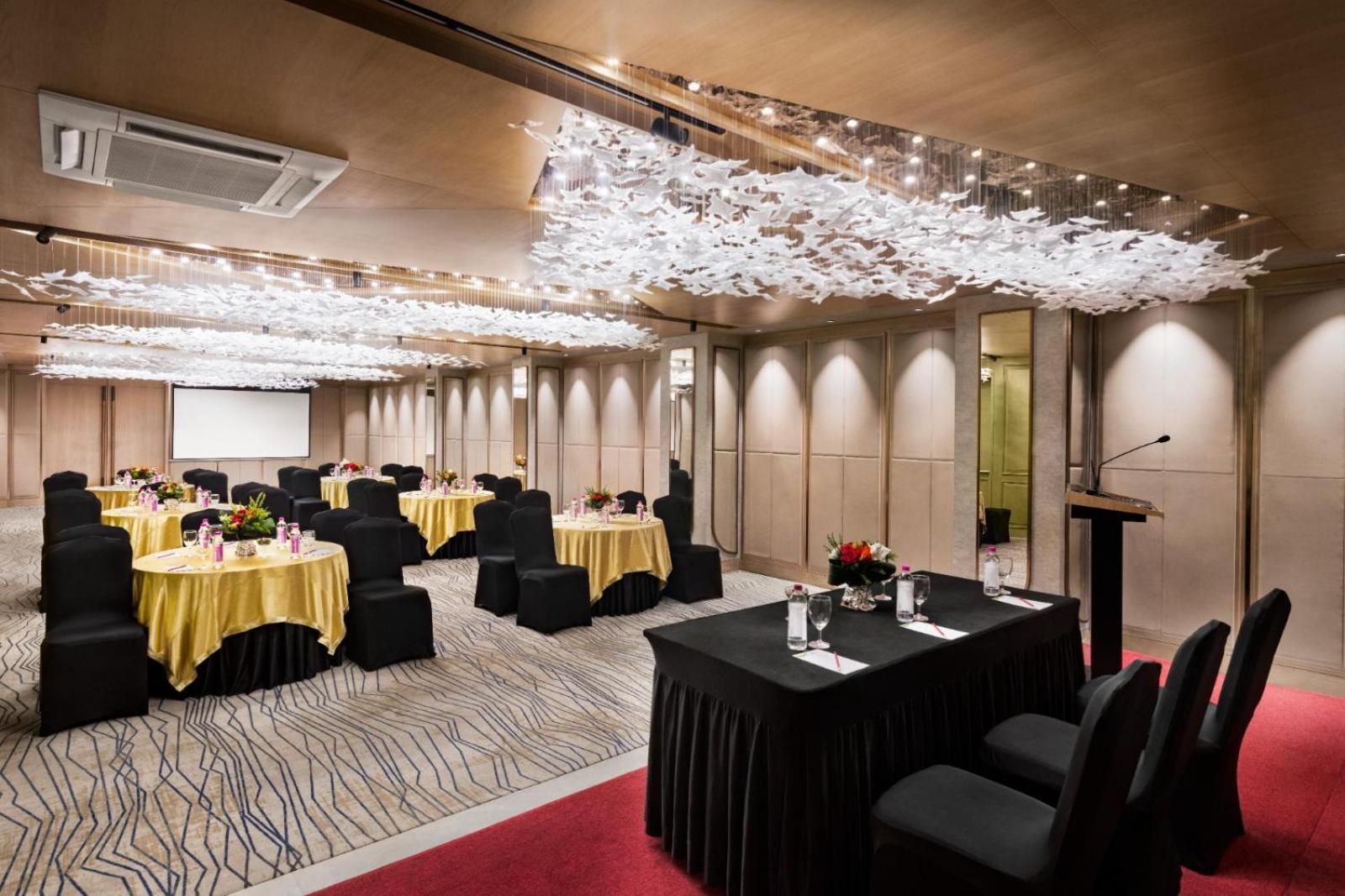 Ramada Encore By Wyndham Siliguri Sevoke Road Extérieur photo